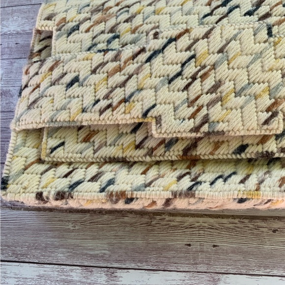 Handmade Plastic Canvas Clutch Purse Bag Variegated Yarn Neutrals Zig Zag Lined - Picture 10 of 12